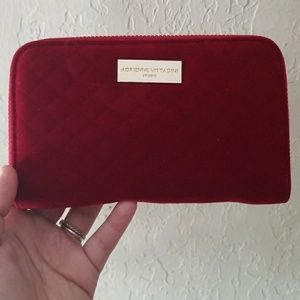 Zip around wallet wristlet